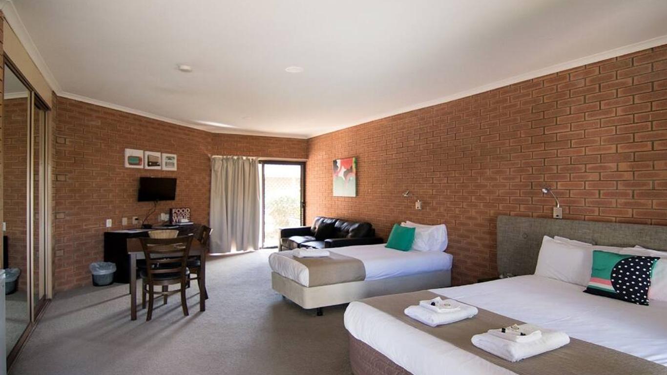 Ashleigh Court Motor Inn