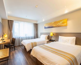Home Inn Plus Shenyang Qingnian Street Metro Station - Shenyang - Schlafzimmer