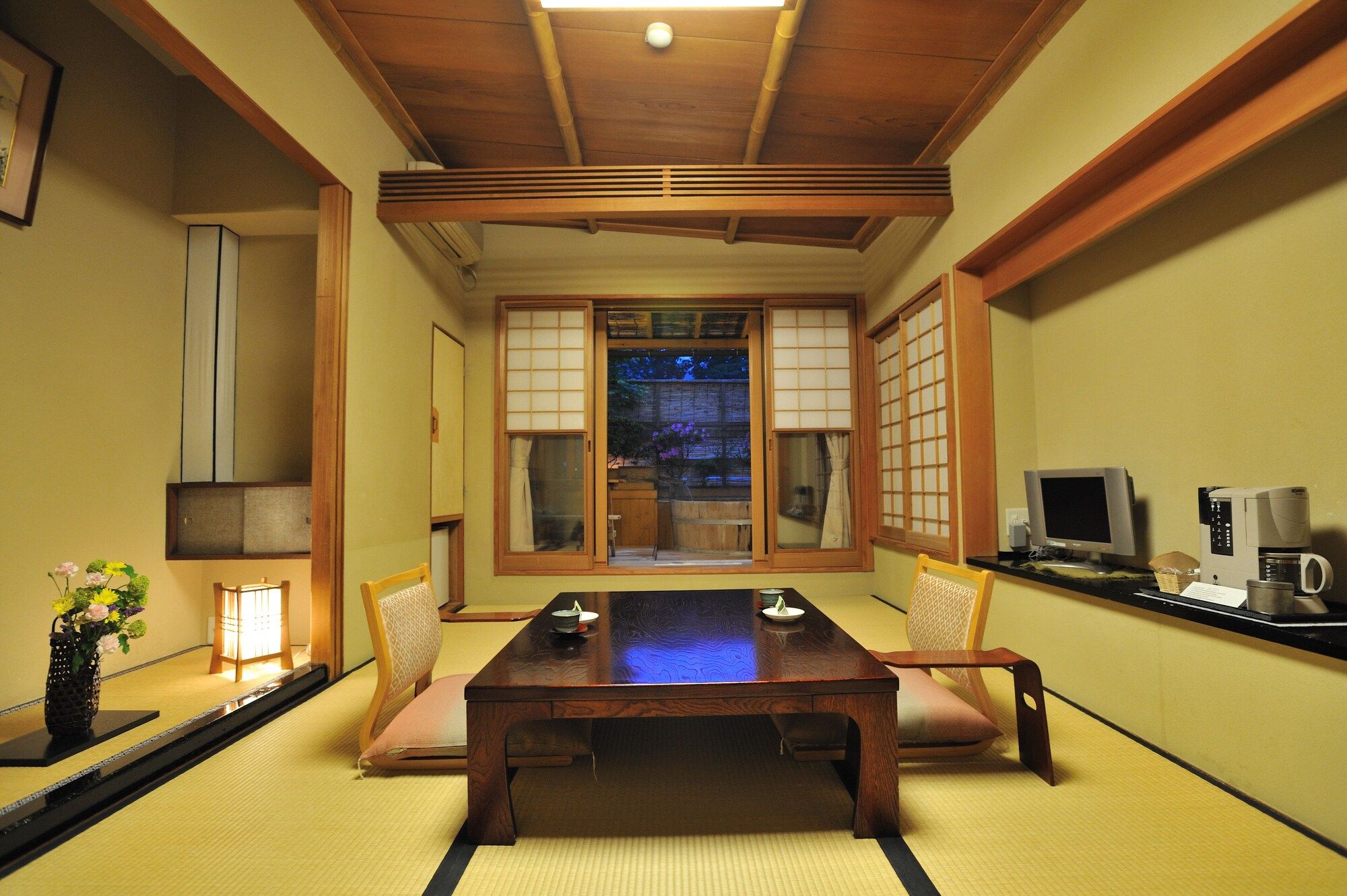 Shibu Onsen Kokuya
