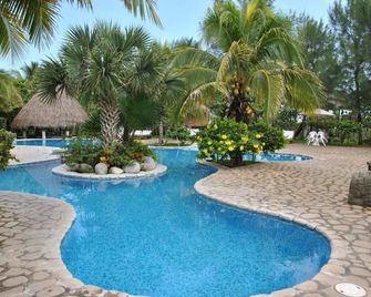 Hotel Istirinchá - Nautla - Piscina