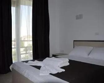 Vila Cosmin - Costinesti - Bedroom