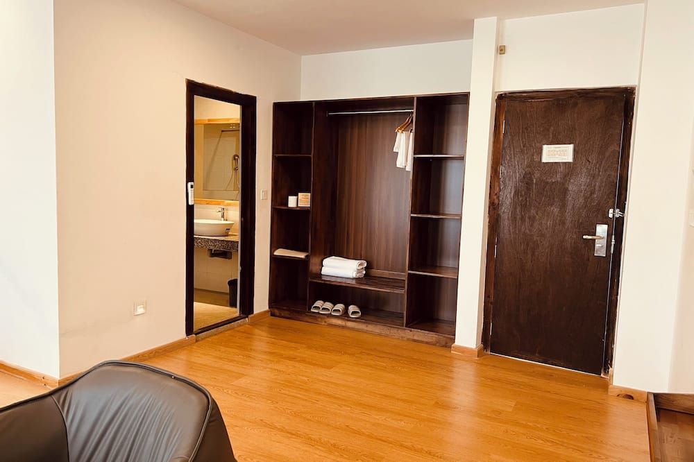 Hotel Mayto