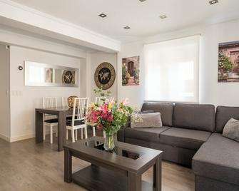 Apartment Atalaya in the center - Santander - Living room