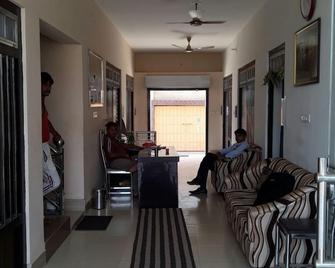 Hotel The Atulyam - Bhādra - Sala de estar