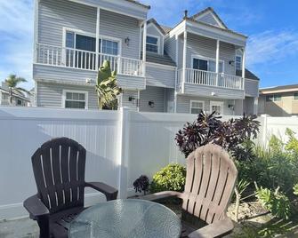 Mandalay Shores Resort - Oxnard - Balcón