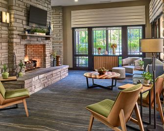 Hilton Garden Inn Gatlinburg - גאטלינברג - לובי