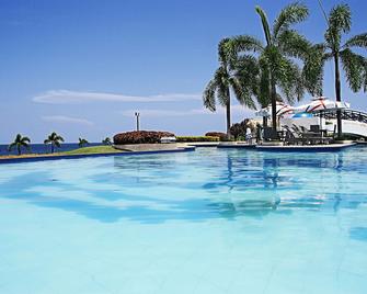 Thunderbird Resorts - Poro Point - San Fernando - Piscine