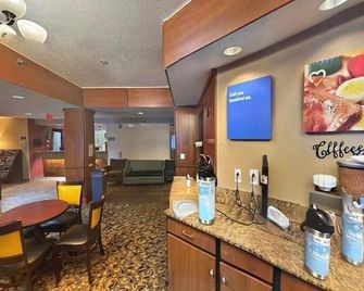 Fairbridge Inn & Suites Batavia-Darien Amusement Park - Batavia - Restaurant