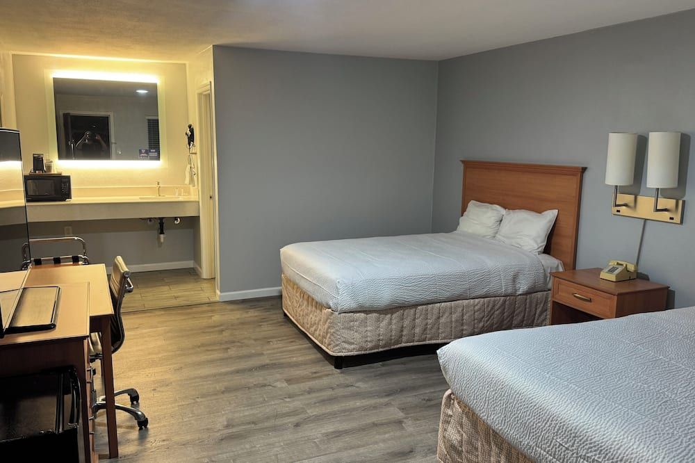 Pacific Express Inn - Merced - Schlafzimmer