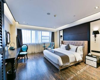 Xana Hotelle Chengdu East Railway Station Kaide Plaza - تشنغدو - غرفة نوم