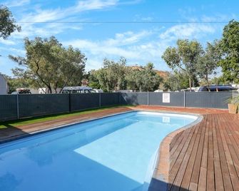 Aaok Moondarra Accommodation Village - Mount Isa - Pool
