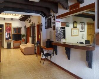 Hotel Don Quijote - San Cristóbal de las Casas - Front desk