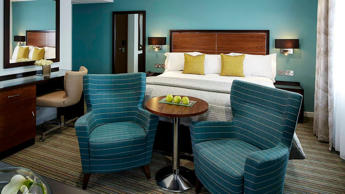 Sir Christopher Wren Hotel