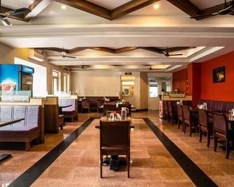 Sakthi River Resort - Pollachi - Restaurante