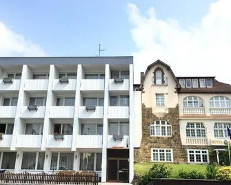 Hotel Hafez - Bad Salzuflen - Gebouw