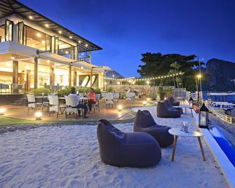 Klongwan Resort - Prachuap Khiri Khan - Βεράντα