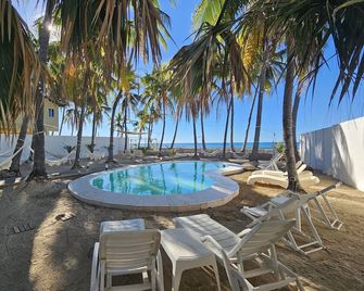Sunset Surf Villa - La Libertad - Pool