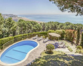Villa in Arenys de Mar with Sea View - Arenys de Mar - Piscina