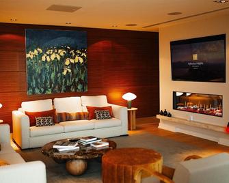 أجادو هايتس هوتل آند سبا - كيلارنيي - ردهة