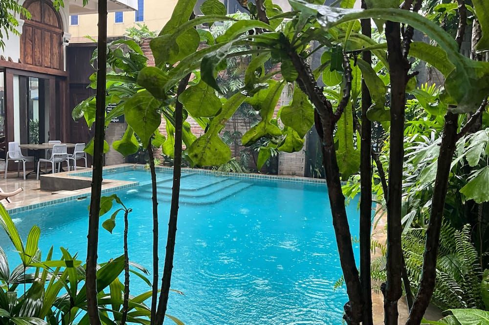 The J Break Boutique - Kampot - Pool