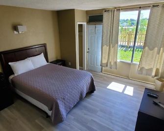 Travel Inn Fort Pierce - פורט פירס - חדר שינה