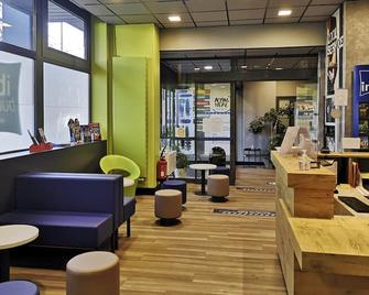 ibis budget Tours Centre Gare - Tours - Lounge