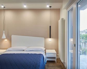 Mira Assisi - Bastia umbra - Camera da letto