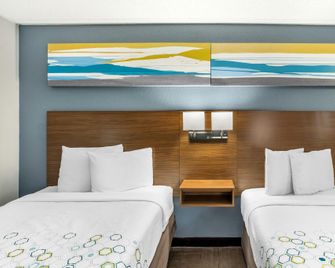 HomeTowne Studios by Red Roof Danville, PA - Danville - Bedroom