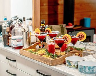 Airi Kainga - Seaside Escape - Te Kaha - Buffet