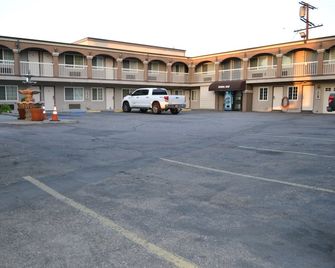 Bell Gardens Inn Los Angeles - Bell Gardens - Bell Gardens - Building