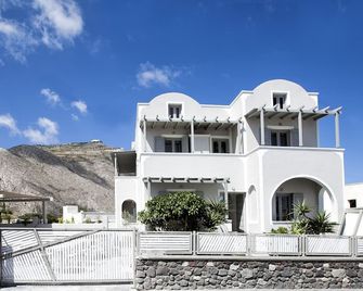 Privée Santorini - Perissa