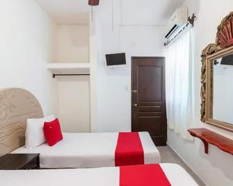 Hotel Rath - Campeche - Schlafzimmer