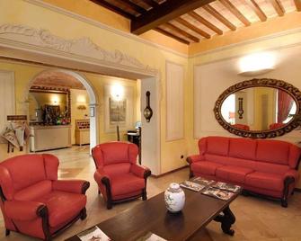 Hotel Bologna - Pisa - Huiskamer