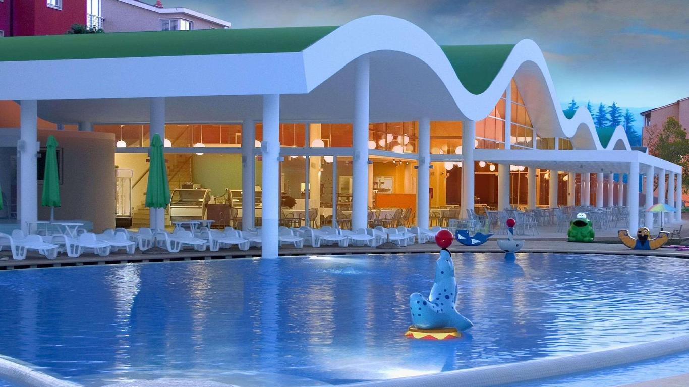 Apartments Grand Novi Vinodolski Resort