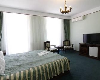 Hotel Rin - سيبيو - غرفة نوم