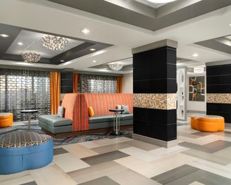 Hampton Inn Stafford/Quantico & Conference Center - Stafford - Lobby