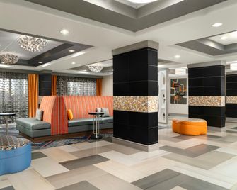 Hampton Inn Stafford/Quantico & Conference Center - Stafford - Lobby