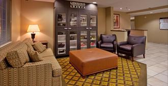 Candlewood Suites Rockford - Rockford - Living room