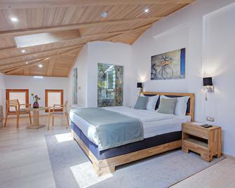 Hotel Aziza - סרייבו - חדר שינה