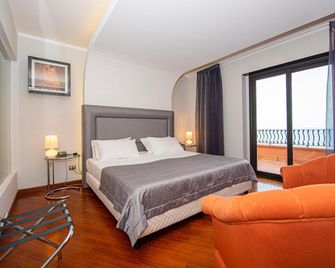 Baia Taormina - Cdshotels - Forza d'Agro