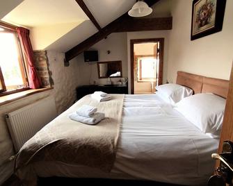 The Barn B&B - Pyle - Bedroom