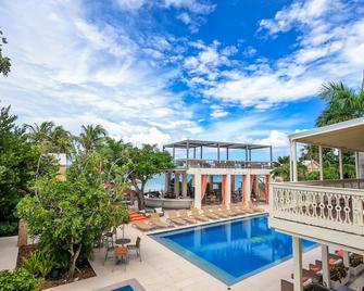 The Fred - Adults only Hotel - Frederiksted - Basen