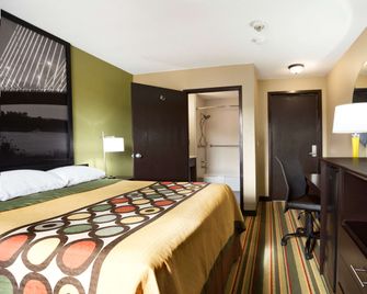 Super 8 Joplin - Joplin - Kamar Tidur