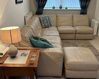 Deluxe Apartment at The Georgian guesthouse - Alnwick - Living room