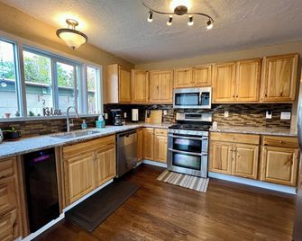 Mingus Park Place - Coos Bay - Coos Bay - Keuken