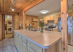 Family-Friendly Getaway on 12-Acre Trout Farm - Spearfish - Bedroom