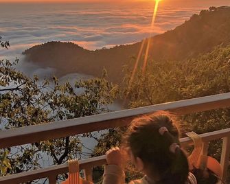 Saiva Hill Resort - Mussoorie - Balcony
