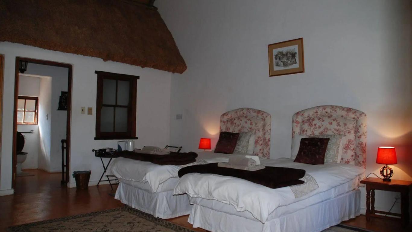 Royal Bakoena Lodge - Hamilton Parks