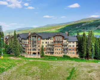 Timbers & Lone Eagle by Vail Resorts - Keystone - Building