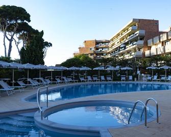 Suites Marilia Apartments - Livorno - Pool